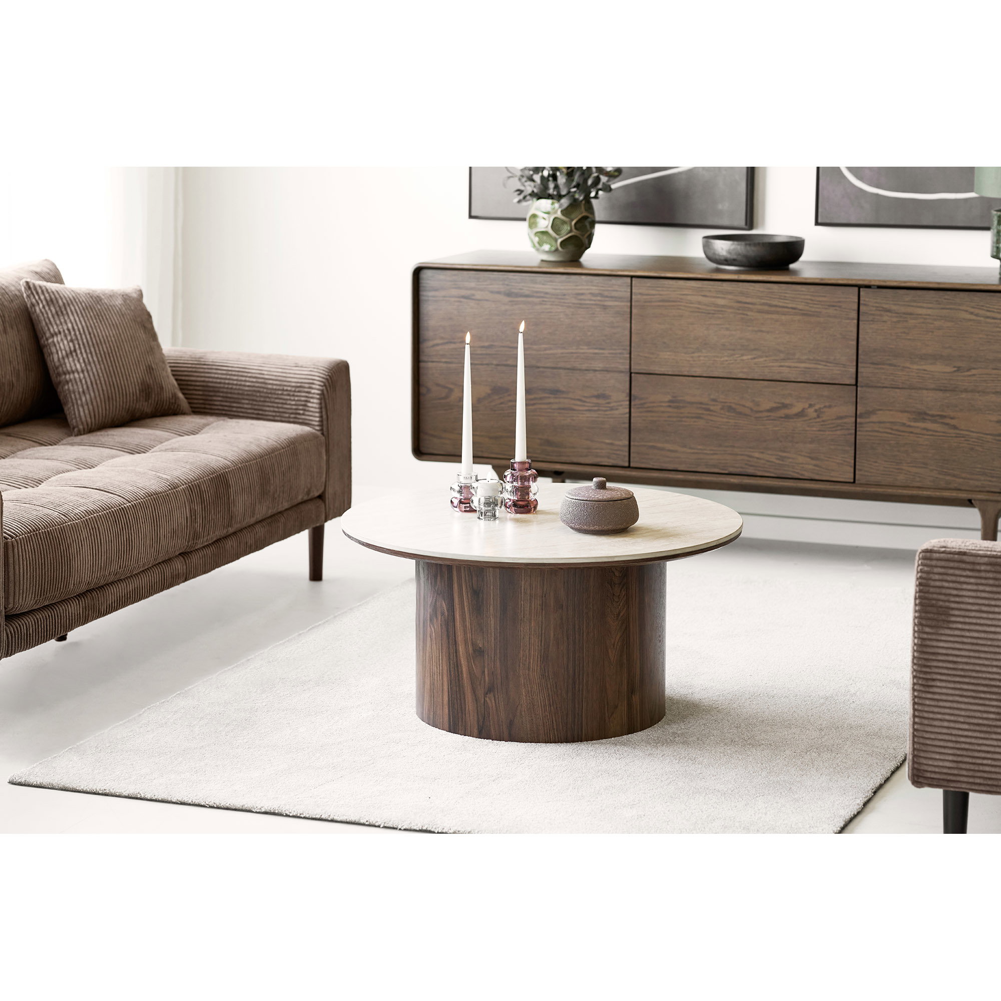 Darwin Dressoir