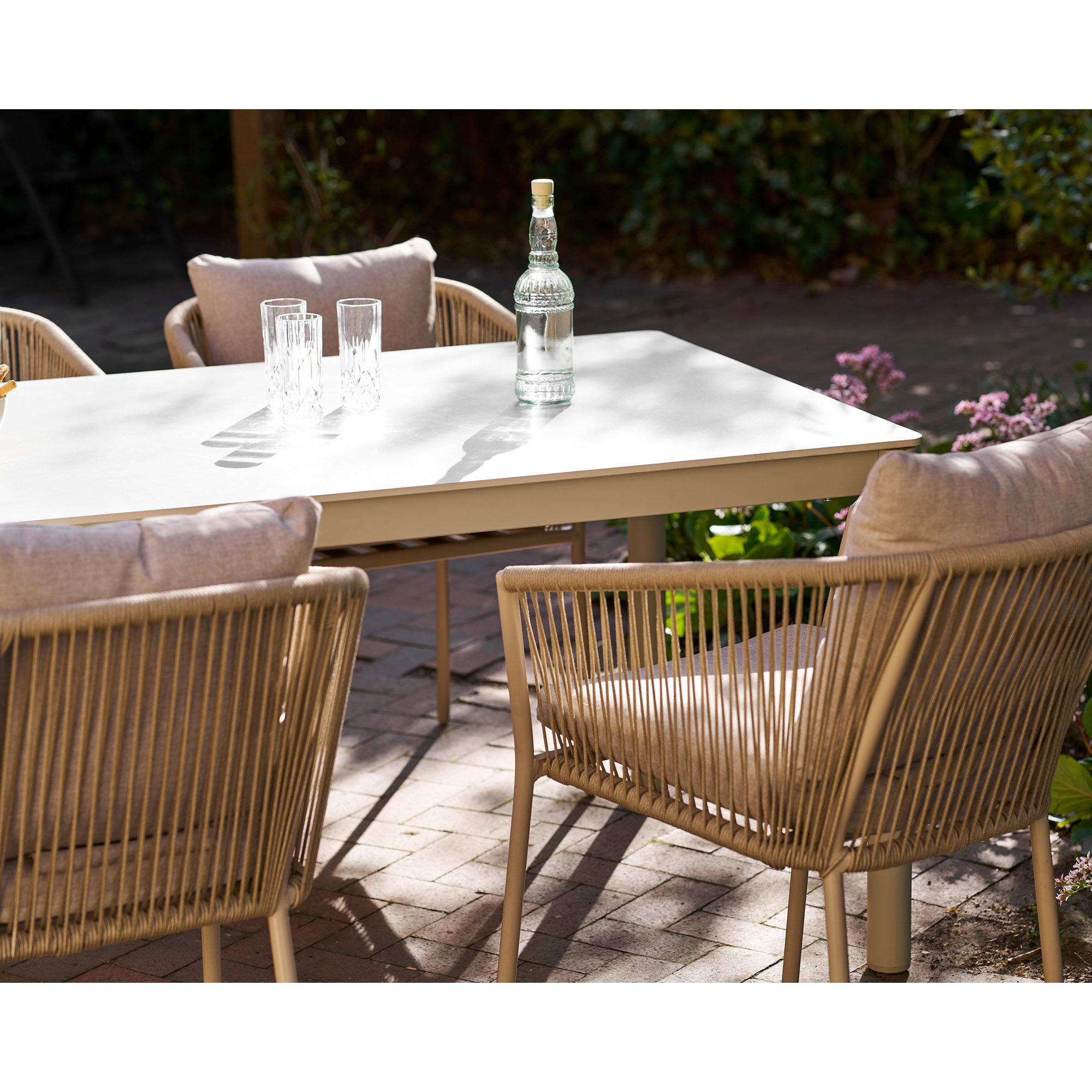 Alcudia Eettafel